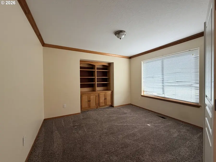 187 NE 11th Pl, Hermiston, OR 97838 - #3