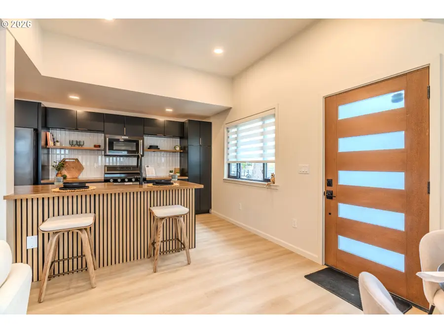 4221 SE Steele St, Portland, OR 97206 - #2