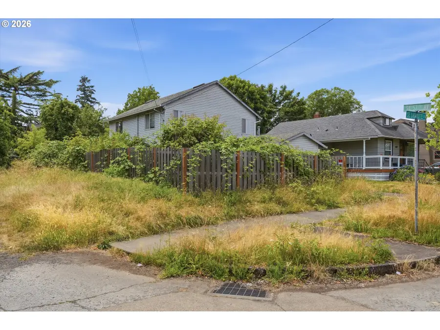 5640 SE Lafayette St, Portland, OR 97206 - #3