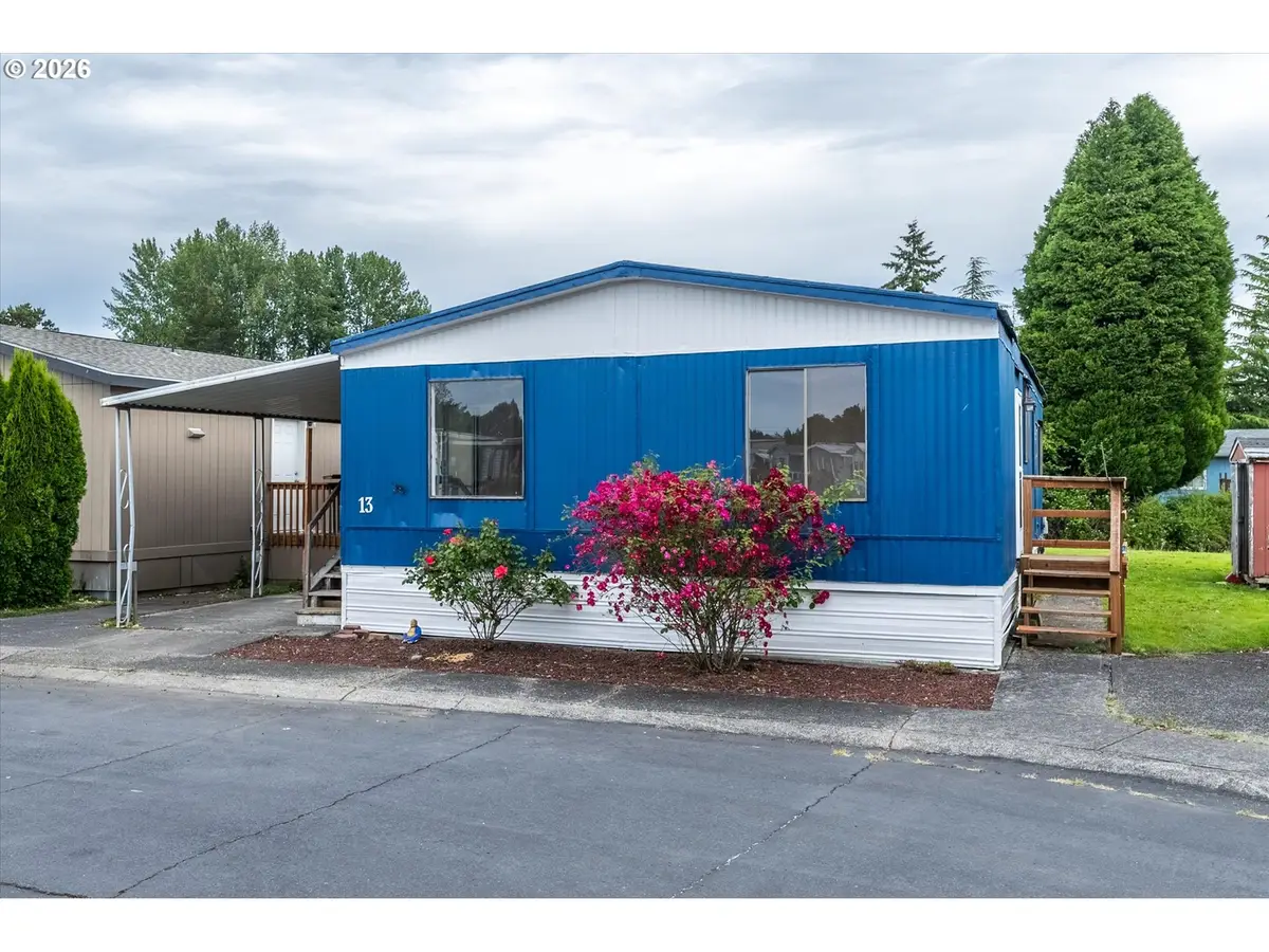 4400 Ocean Beach Hwy, Longview, WA 98632 - #1