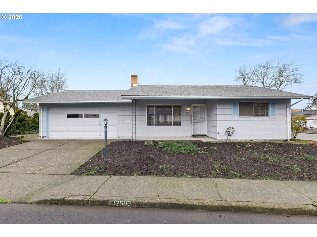 12500 SW Prince Albert St, King City, OR 97224 - Image #1