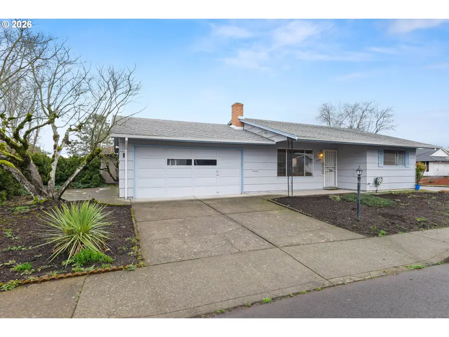 12500 SW Prince Albert St, King City, OR 97224 - Image #3