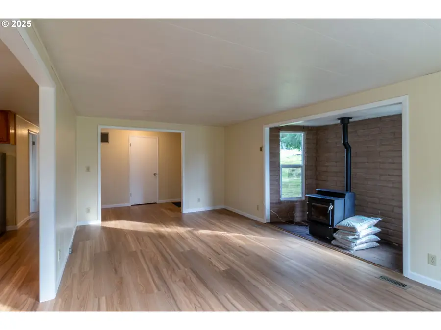 240 Blands Ln, Roseburg, OR 97471 - Image #2