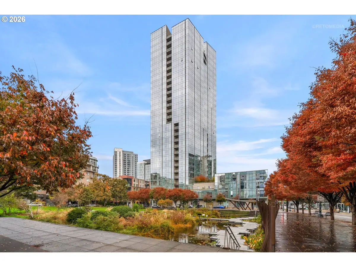 1075 NW Northrup St #1216, Portland, OR 97209 - #1