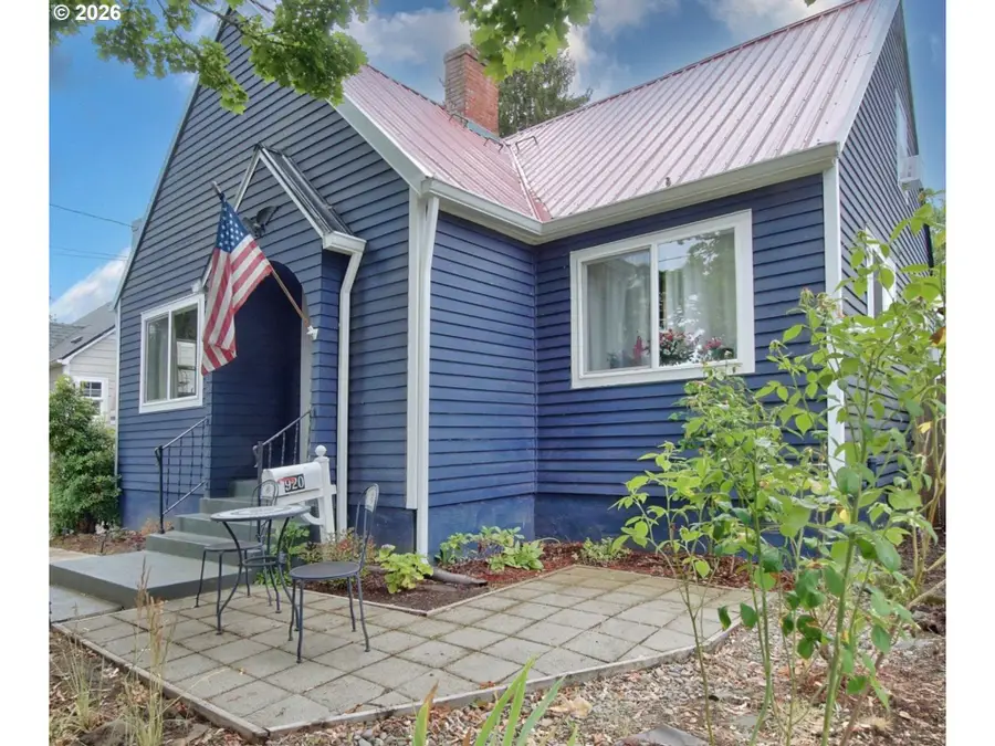 920 NE Academy St, Salem, OR 97301 - #2