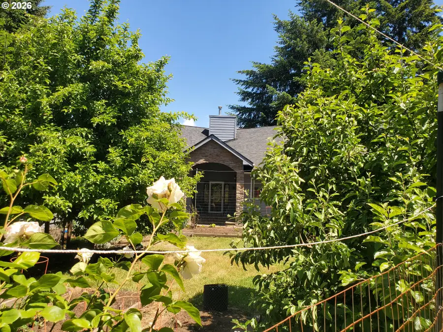 1401 Reuben Boise Rd, Dallas, OR 97338 - #3