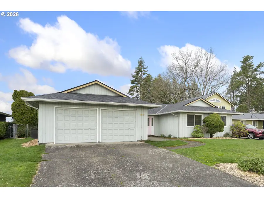 1275 NE Country Club Ave, Gresham, OR 97030 - #3