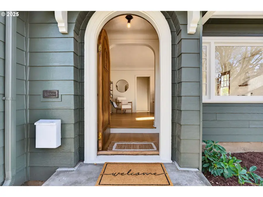 1708 SE 76th Ave, Portland, OR 97215 - Image #3