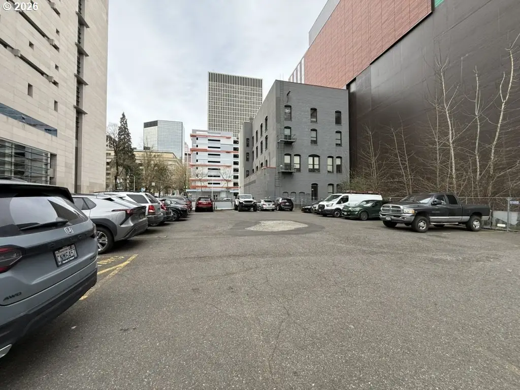 969 SW 2nd Ave #4000, Portland, OR 97204 - #1