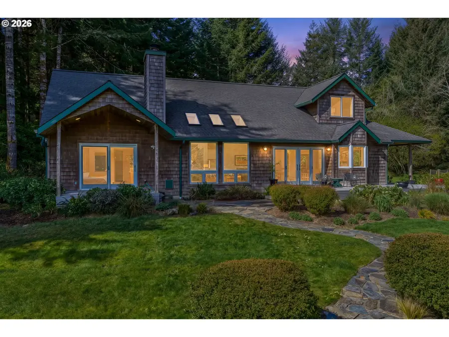 83416 Parkway Dr, Florence, OR 97439 - #2