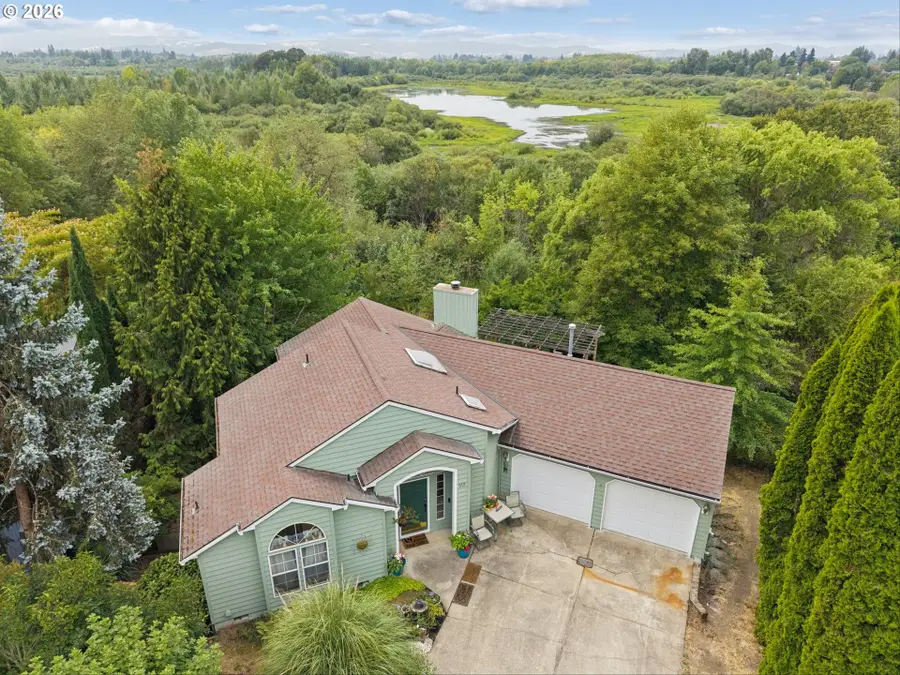 512 SE Alder Ct, Hillsboro, OR 97123 - #2