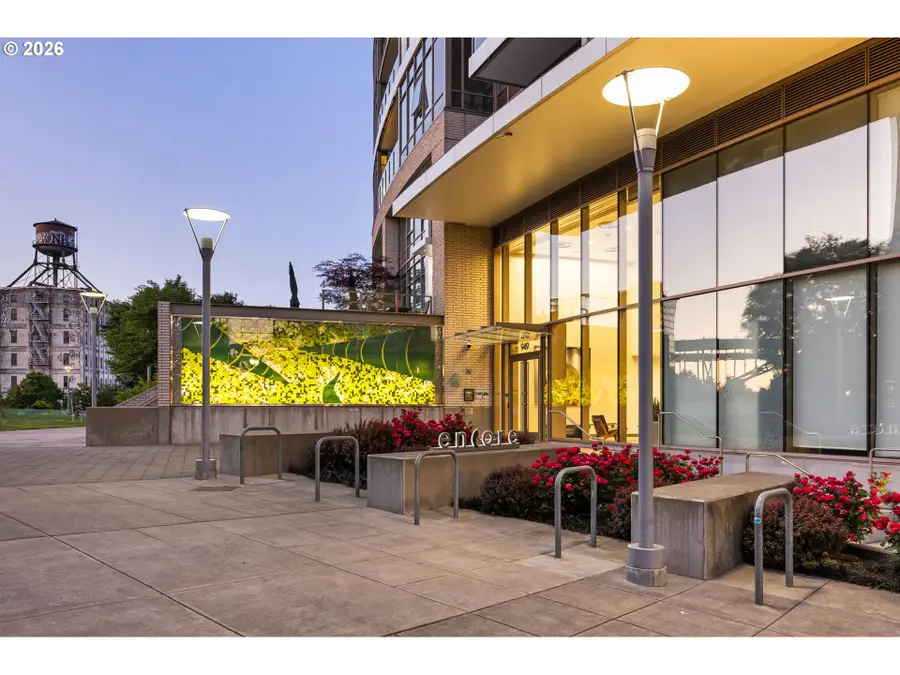 949 NW Overton St #909, Portland, OR 97209 - #3