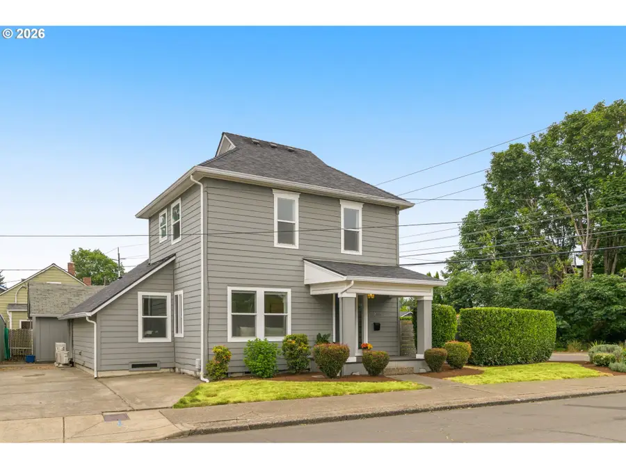 1295 14th St Ne, Salem, OR 97301 - #2