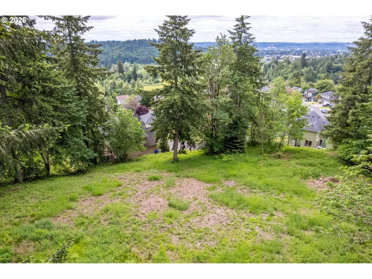945 Edinburgh Ct, Kelso, WA 98626 - #1
