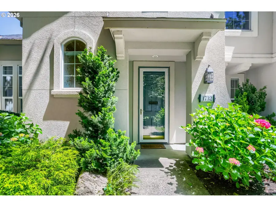 1732 NE 65th Ave, Hillsboro, OR 97124 - #2