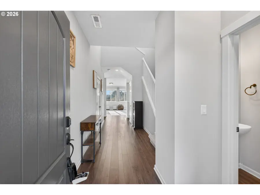 2032 Silverstone Dr, Forest Grove, OR 97116 - #2