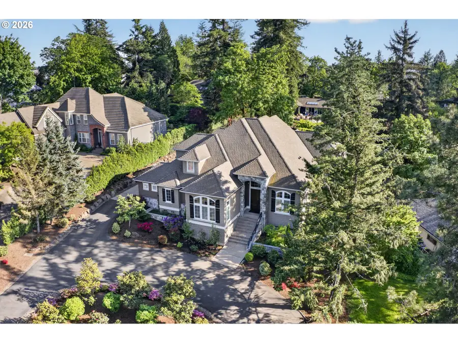 2518 Wembley Park Rd, Lake Oswego, OR 97034 - #2
