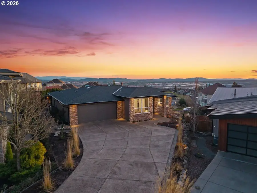 3038 NW 12th Ave, Camas, WA 98607 - #2