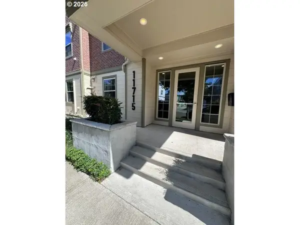 11715 SW Valencia Ln #404, Wilsonville, OR 97070