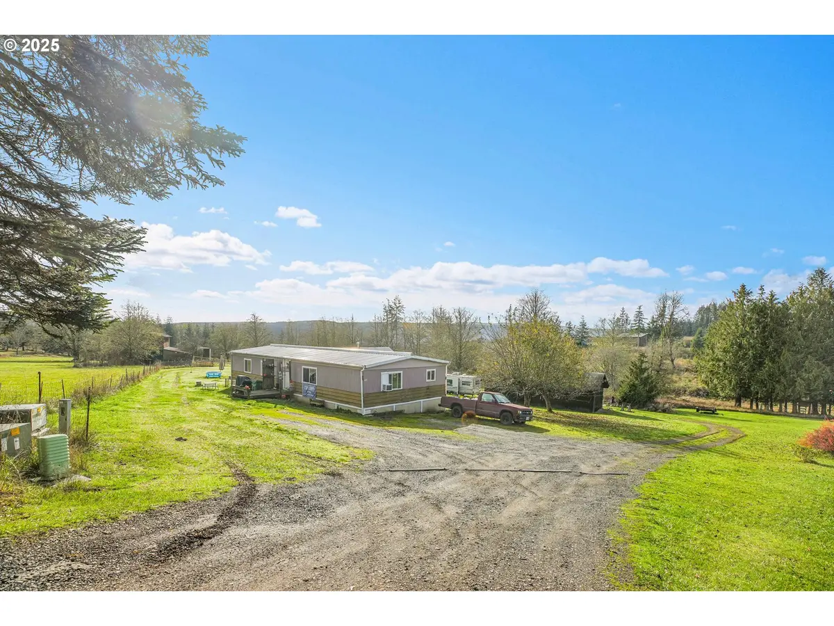 73859 Cedar Grove Dr, Clatskanie, OR 97016 - Image #1