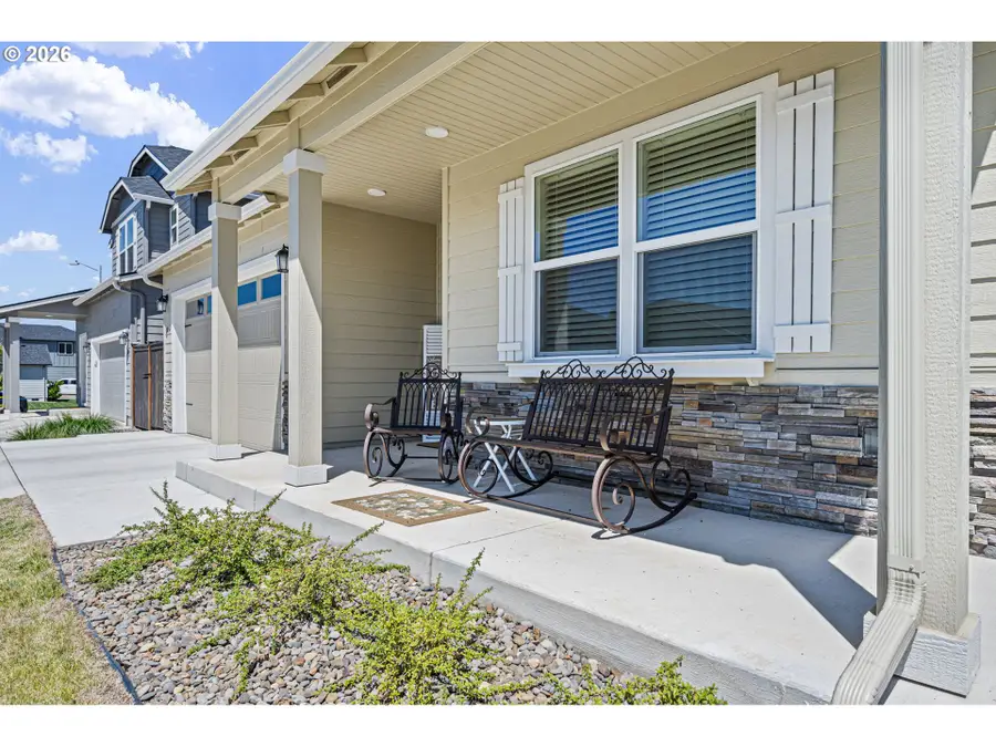 5094 Cedar View Dr, Springfield, OR 97478 - #3