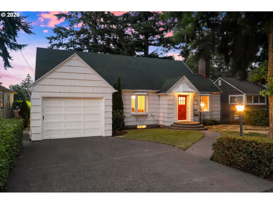 3606 NE Maywood Pl, Maywood Park, OR 97220 - #2