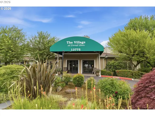 13775 SW Scholls Ferry Rd #305, Portland, OR 97221