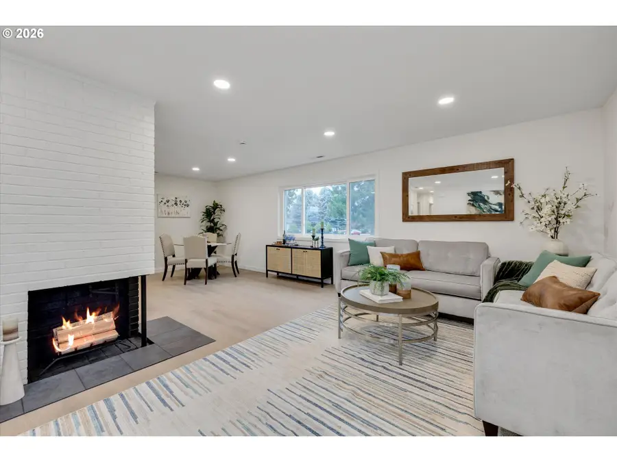 18124 SE Stephens St, Portland, OR 97233 - #3