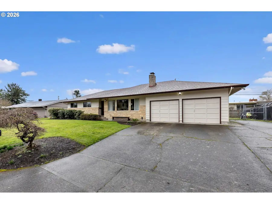 4304 Mccallister Pl, Washougal, WA 98671 - #3