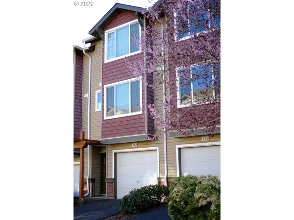 352 NE Edgeway Dr, Hillsboro, OR 97006