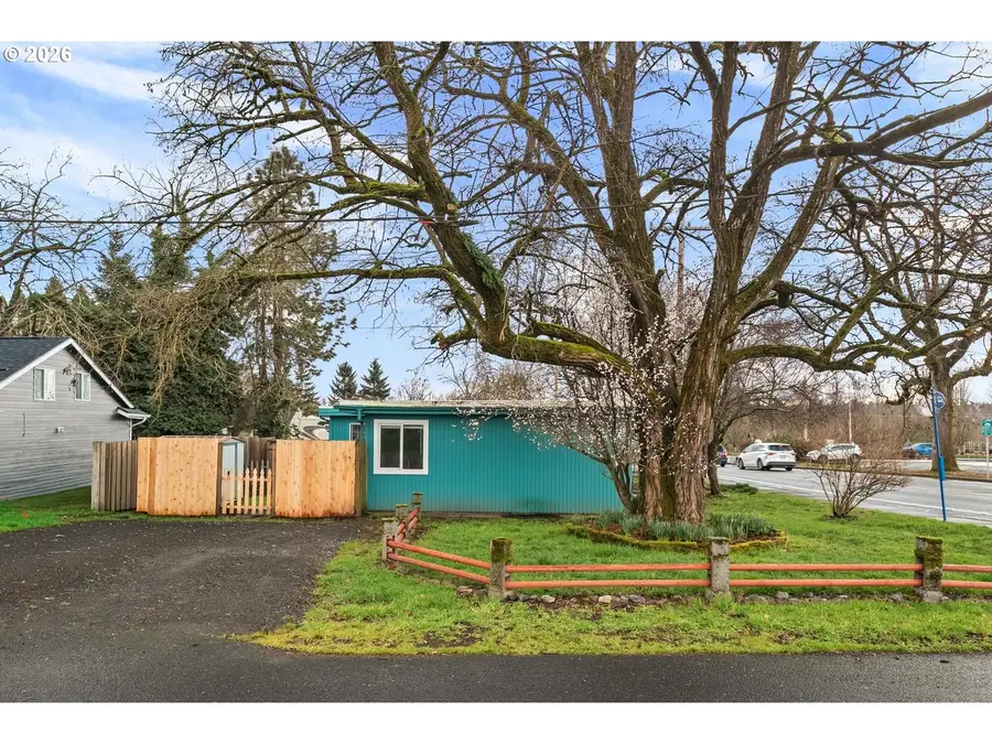 12406 SE Fuller Rd, Milwaukie, OR 97222 - #3
