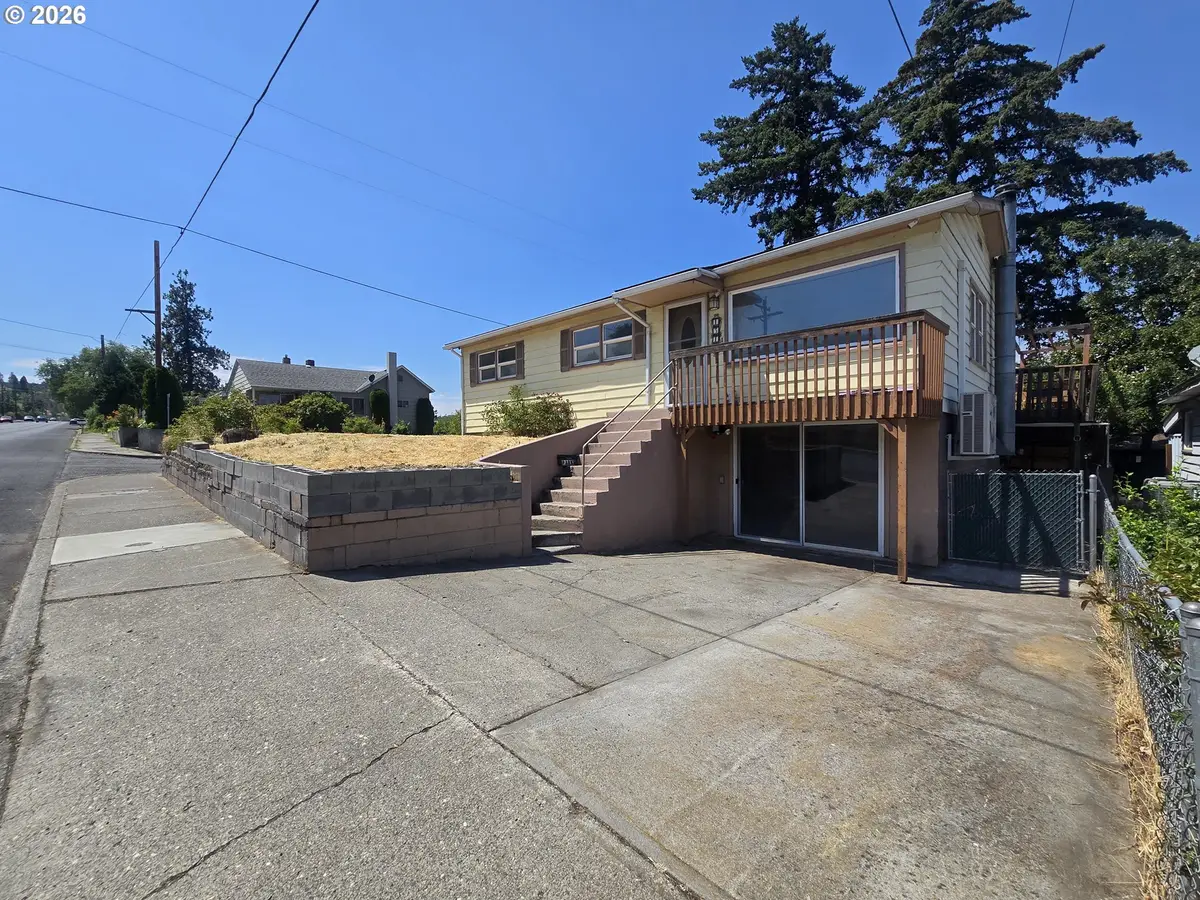 1515 Mount Hood St, The Dalles, OR 97058 - #1