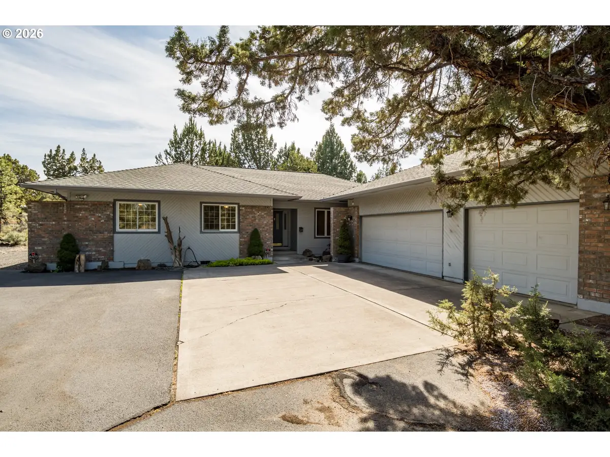 64507 Mcgrath Rd, Bend, OR 97701 - #1