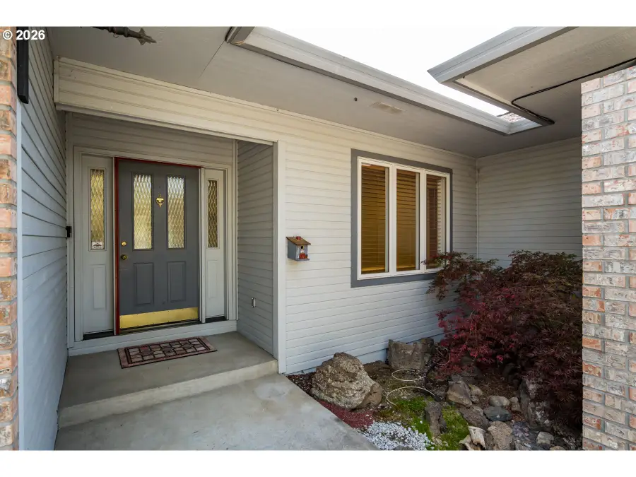 64507 Mcgrath Rd, Bend, OR 97701 - #2