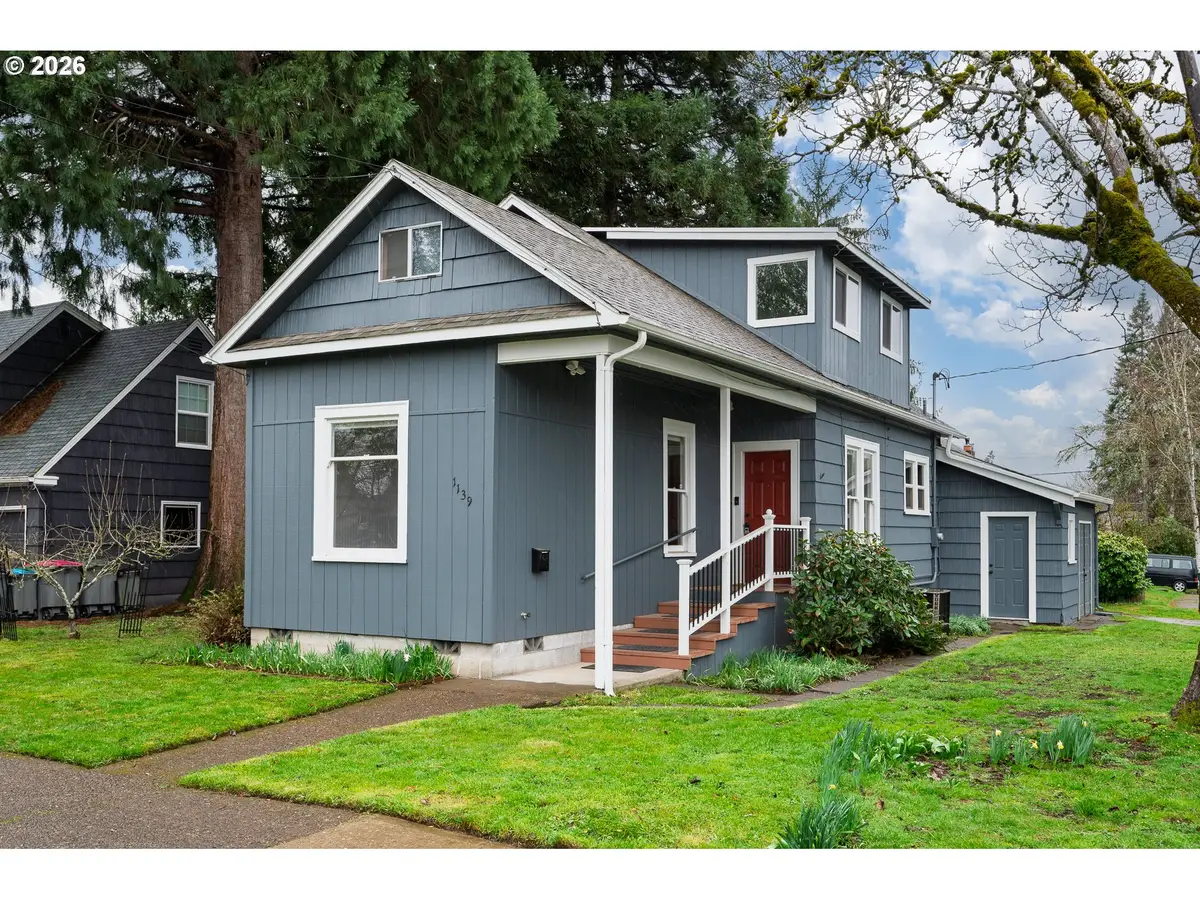 1139 NW Yamhill St, McMinnville, OR 97128 - #1