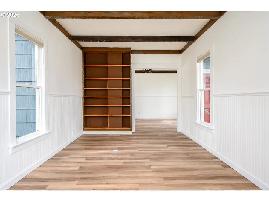 1139 NW Yamhill St, McMinnville, OR 97128 - #3