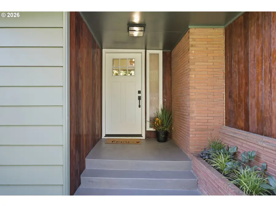 5722 SE Harlene St, Milwaukie, OR 97222 - #3