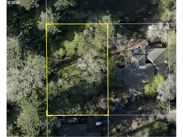 2375 Heath St S, Salem, OR 97302