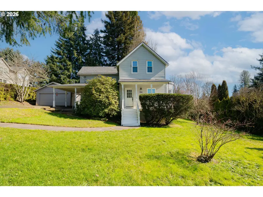 725 Aspen Ave, La Center, WA 98629 - #3