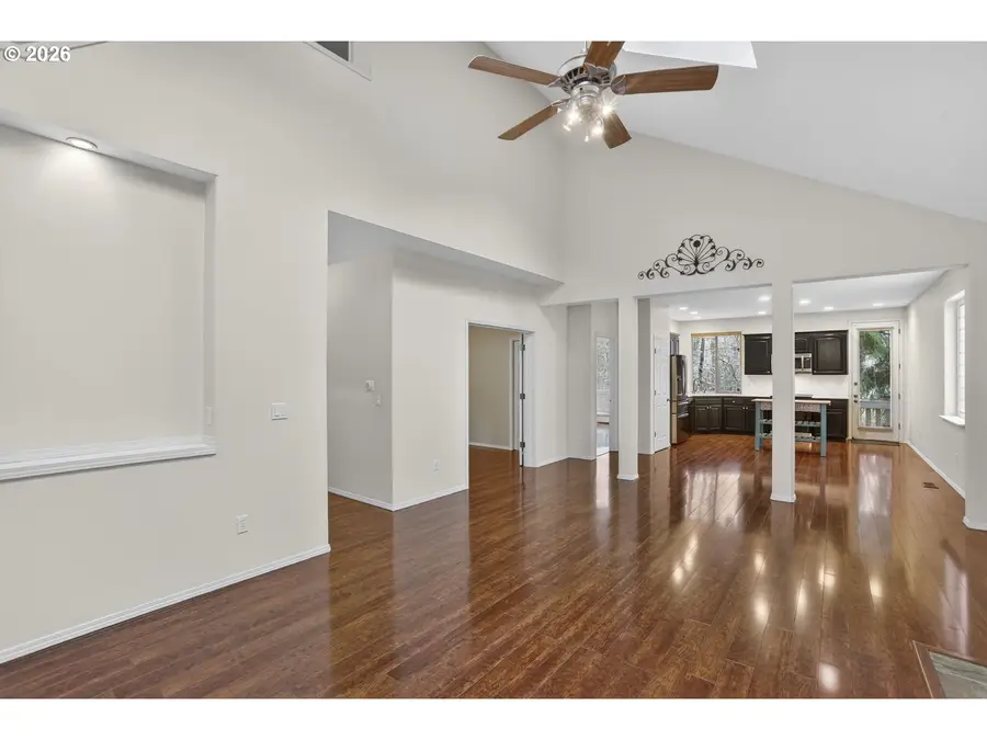 7518 SW Roanoke Dr, Wilsonville, OR 97070 - Image #3