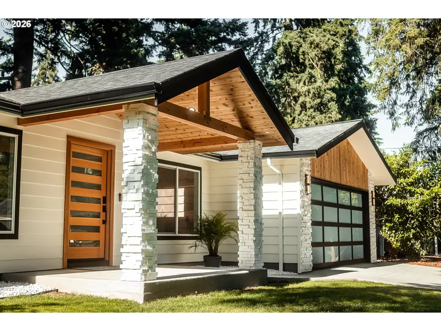 6375 SW Dawn St, Northwest Clackamas, OR 97035 - #3