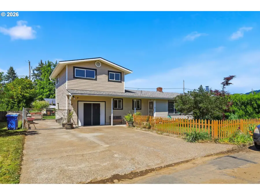 34161 El Manor Ave, Eugene, OR 97405 - #2