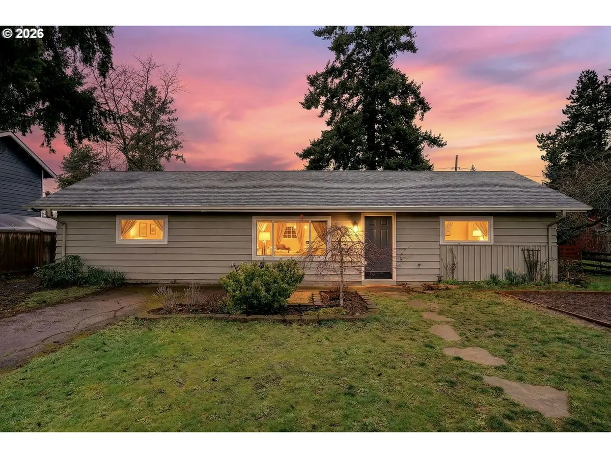 12719 NE Holladay St, Portland, OR 97230 - #1