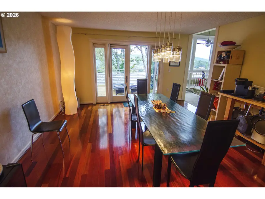 Address Withheld By Seller, Roseburg, OR 97470 - #2