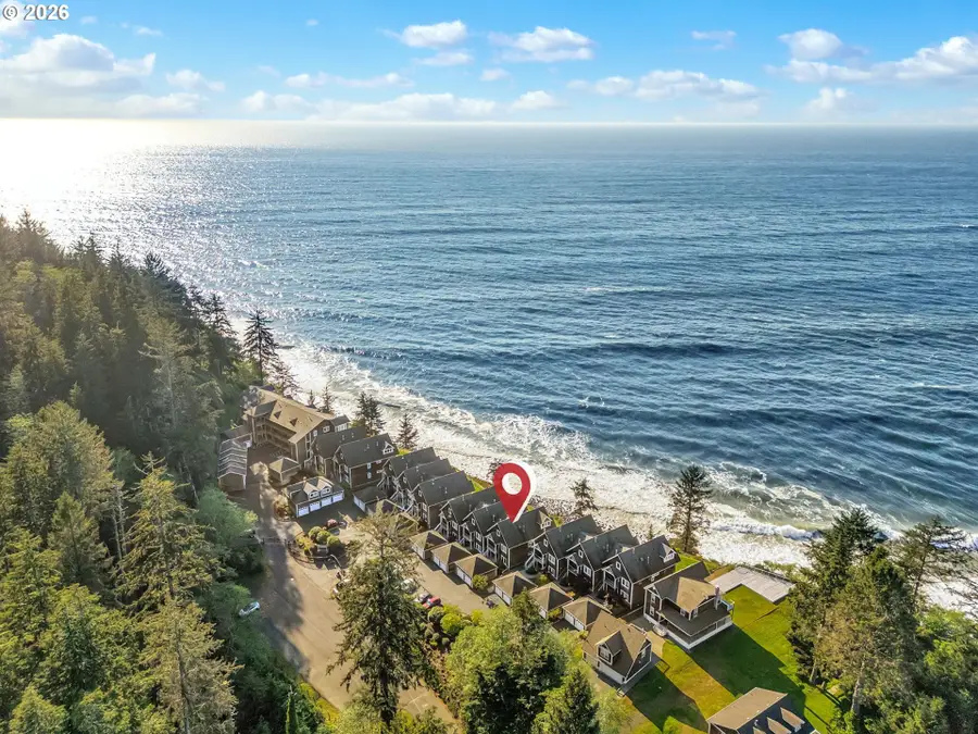 3924 Sunset Blvd #B101, Seaside, OR 97138 - #2