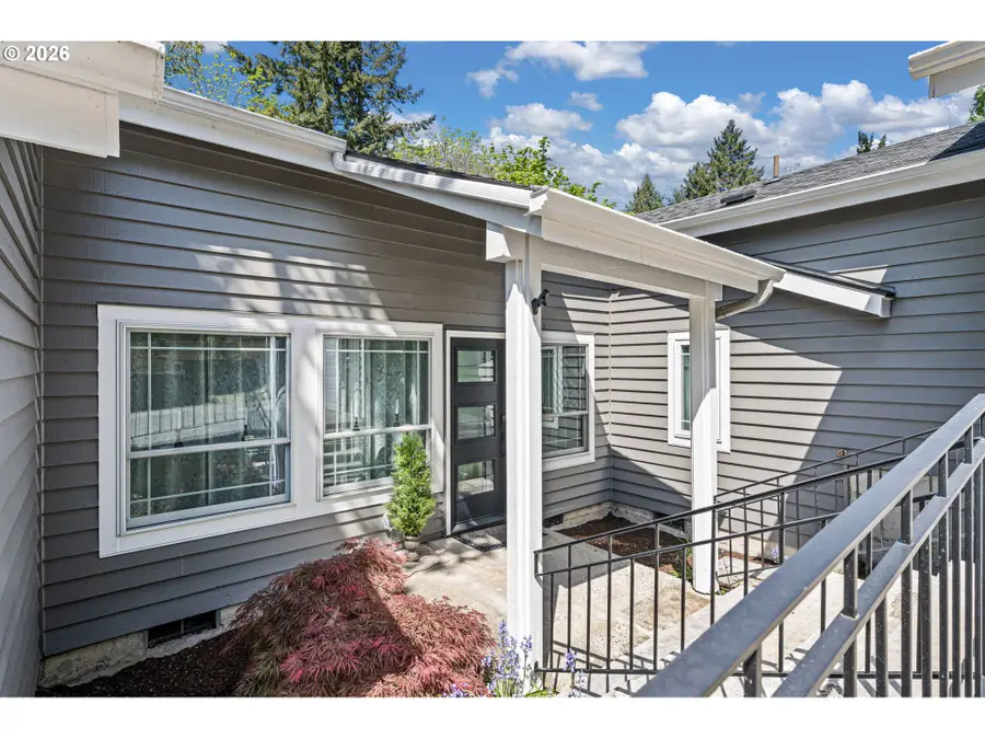 3317 Videra Dr, Eugene, OR 97405 - #2