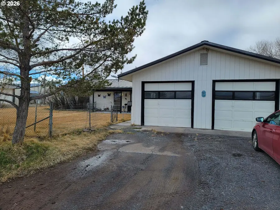 91497 Christmas Valley Hwy, Silver Lake Fort Rock, OR 97641 - #2