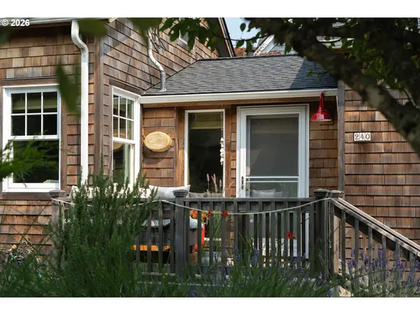 240 W 6th St, CannonBeach, OR 97110