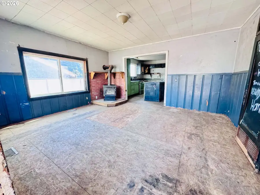 1380 Alder St, Elgin, OR 97827 - #3