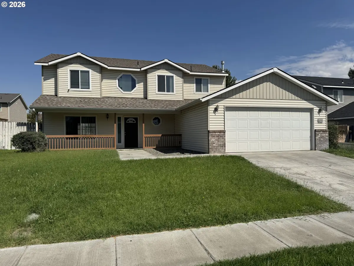 629 E Oregon Ave, Hermiston, OR 97838 - #1